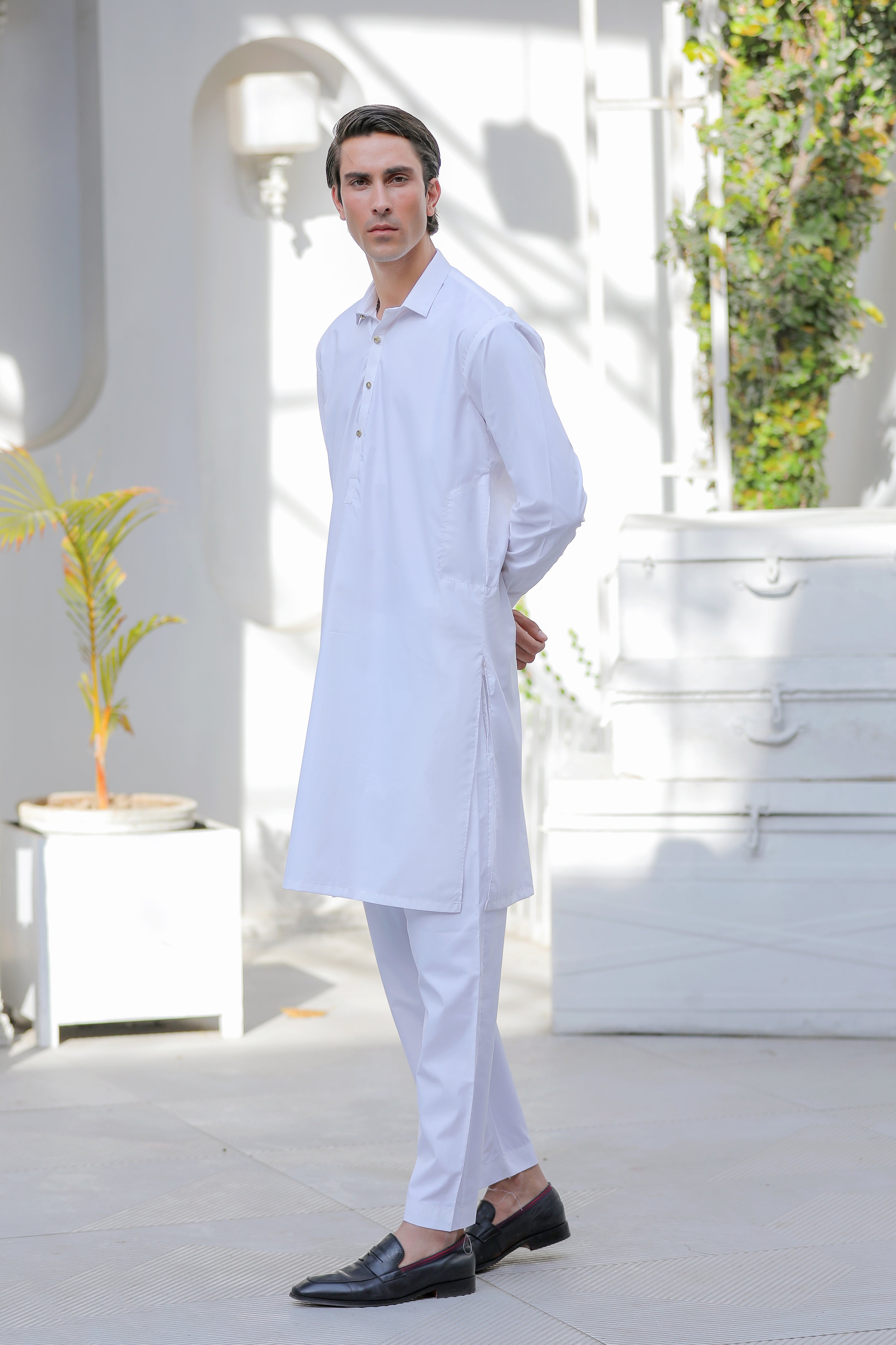 Off White Collar Kurta Trouser With Golden Button